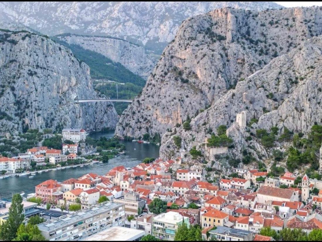 Apartmani Branko Vojnovic Omiš Camera foto