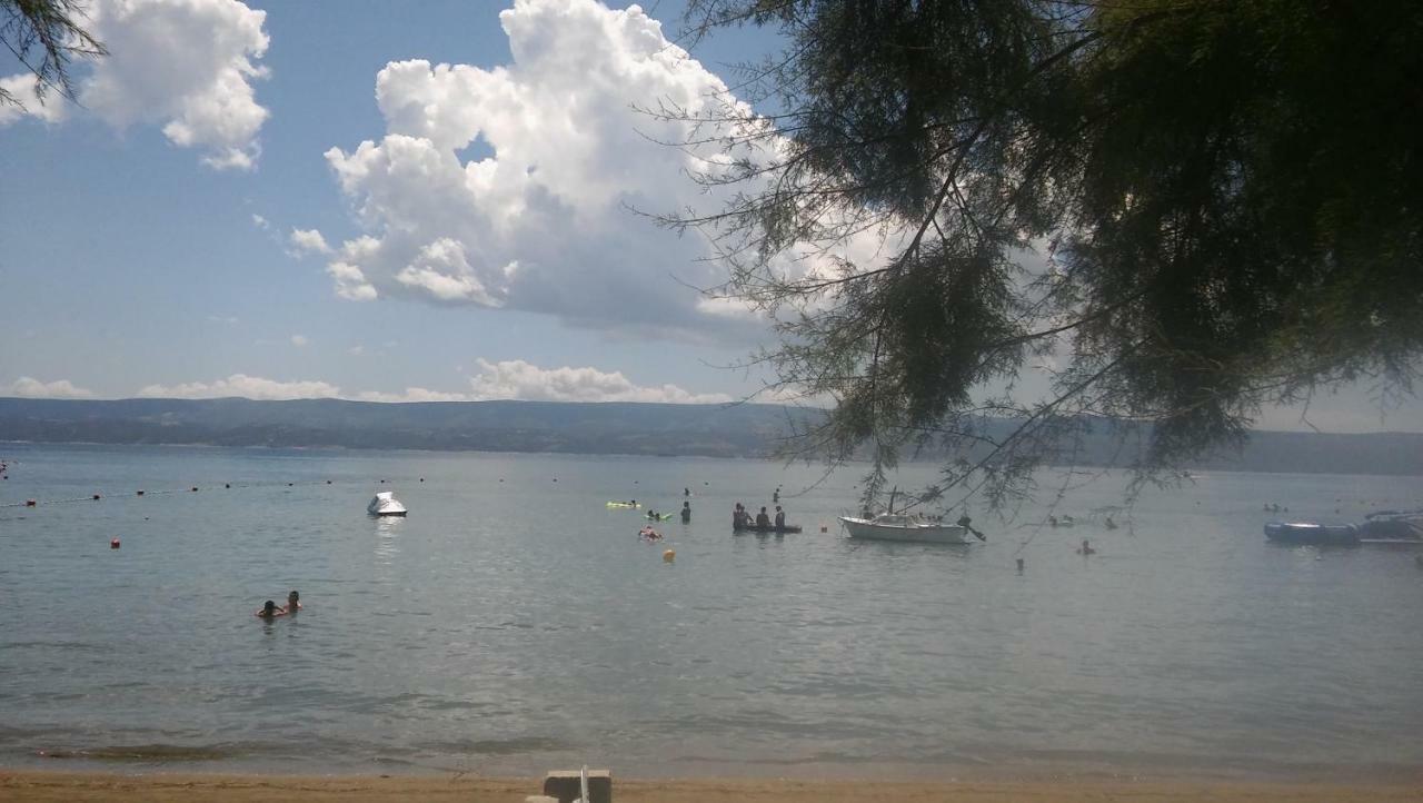 Apartmani Branko Vojnovic Omiš Esterno foto
